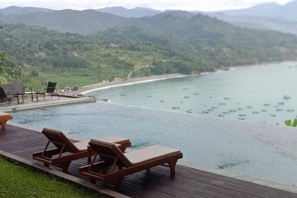Terrace Villa - Pelabuhan Ratu Bantarkalapa Екстер'єр фото
