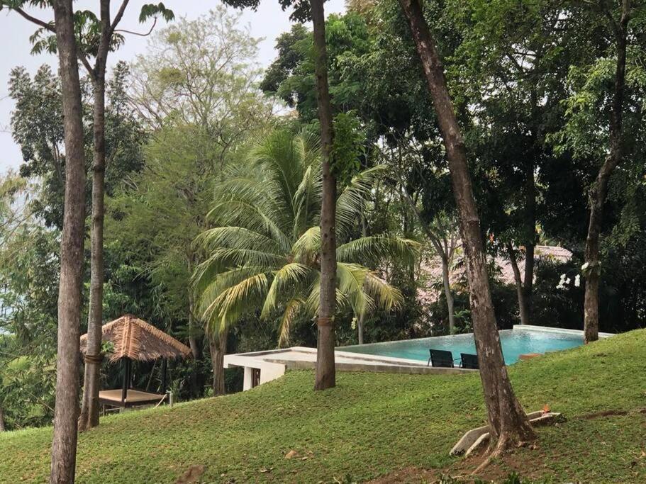 Terrace Villa - Pelabuhan Ratu Bantarkalapa Екстер'єр фото